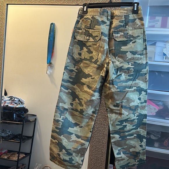 Free People Remy Pant in Camo Size 27 - Picture 5 of 5